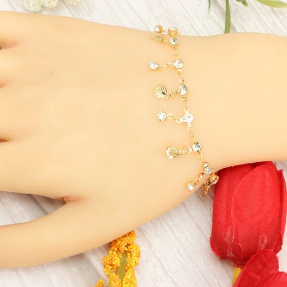 "Trendy Handmade Bracelet – A Thoughtful Gift for Girls & Women | UNVRC1272 - Picture 10 of 11